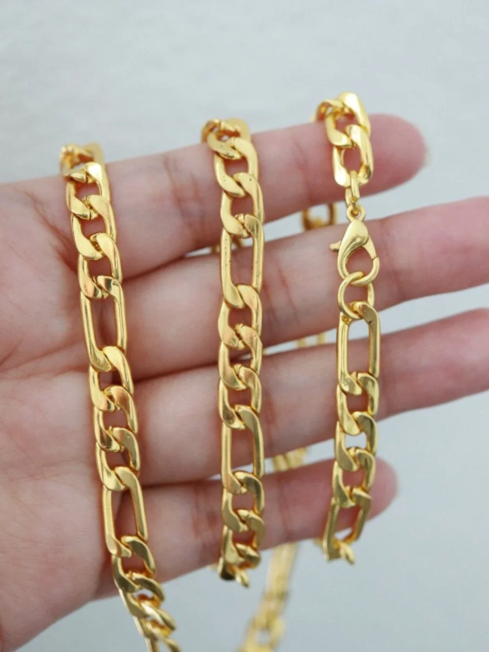 7.5mm Figaro Chain Necklace 18k Gold Plated Stainless Steel